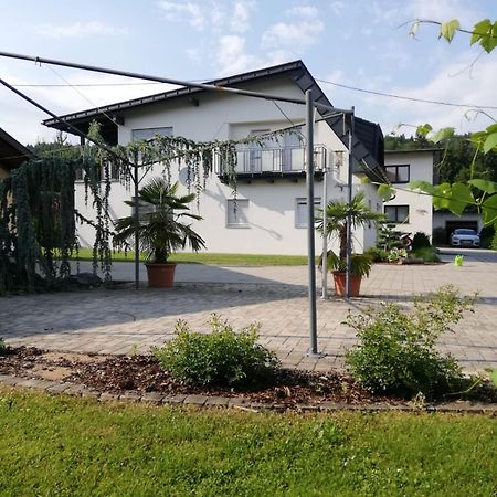Gemuetliche Wohnung In Velden! Velden am Wörthersee Eksteriør billede